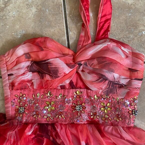 Masquerade 3/4 Hi Lo Dress - Picture 3 of 8